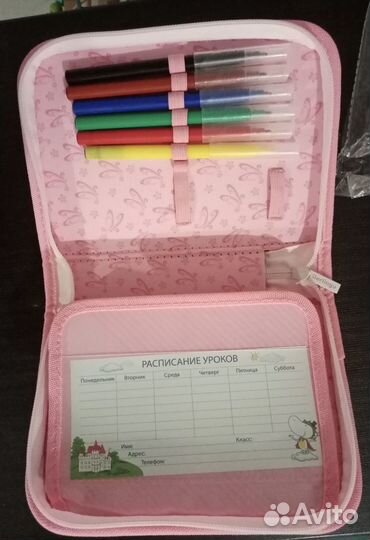 Пенал школьный новый