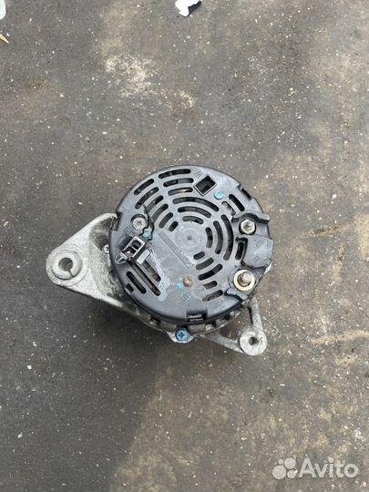 Генератор 058903016 058903018