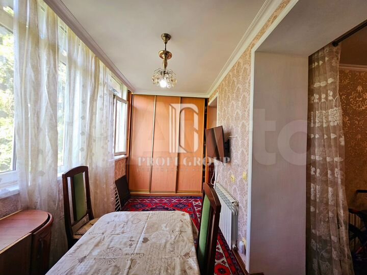 2-к. квартира, 54 м², 3/5 эт.