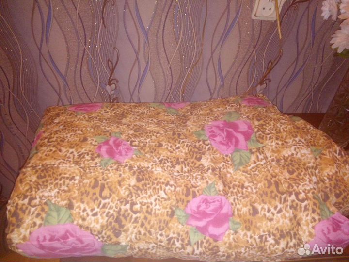 Подушки и одеяло