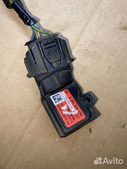 Датчик давления турбины Volvo S60 FS90 31303975