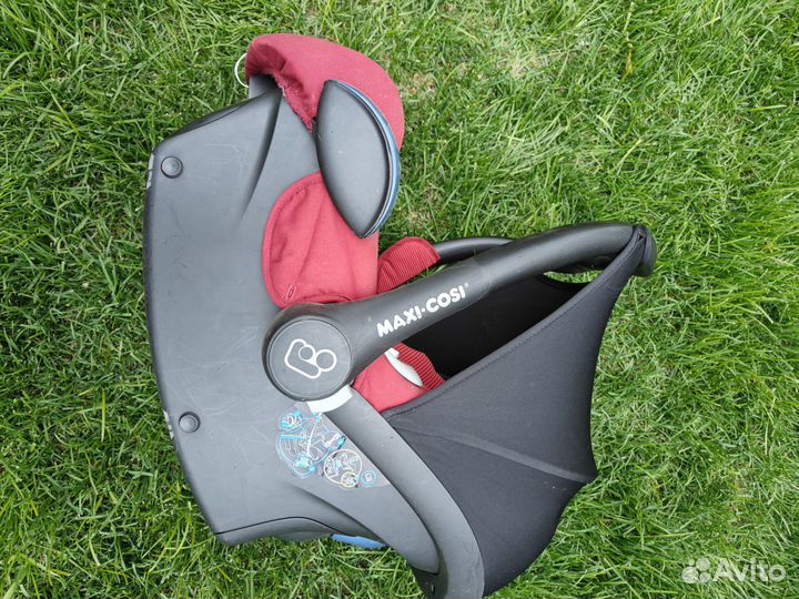 Автолюлька maxi cosi с базой