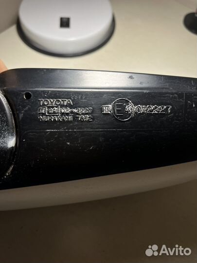 Зеркало на toyota fielder