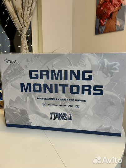 Монитор для компьютера 27