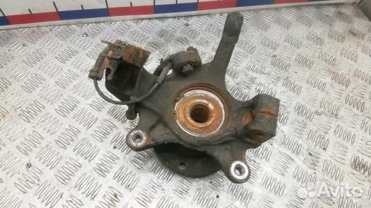 Ступица передняя правая renault master 2 (2BL06N90