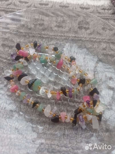 Бусы из самоцветов