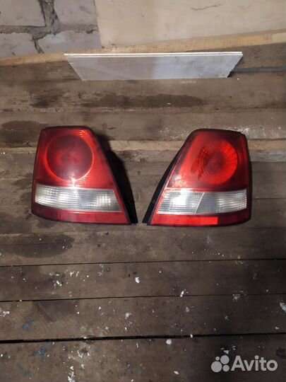 Задние фонари Киа Соренто 1