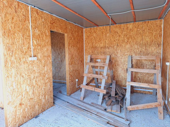 Дом 46 м² на участке 4 сот.