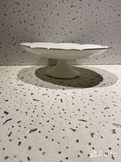 Фруктовница на ножке