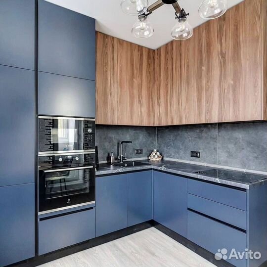 Угловой кухонный гарнитур современный