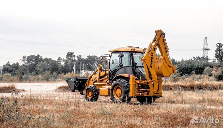 Стекло заднее нижнее глухое экскаватор-погрузчик R