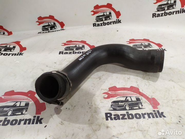 Патрубок интеркулера правый Mercedes Vito W639