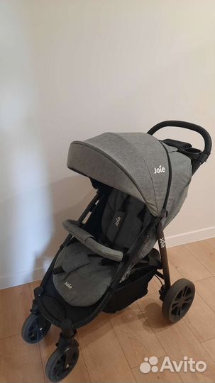 Прогулочная коляска joie litetrax 4