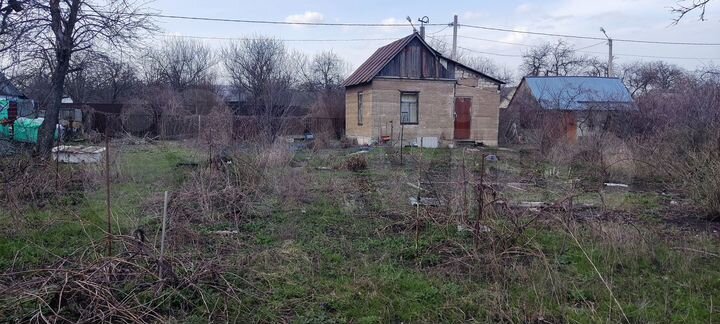 Дача 21,3 м² на участке 6 сот.