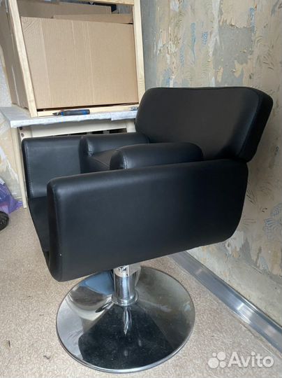 Парикмахерский стул
