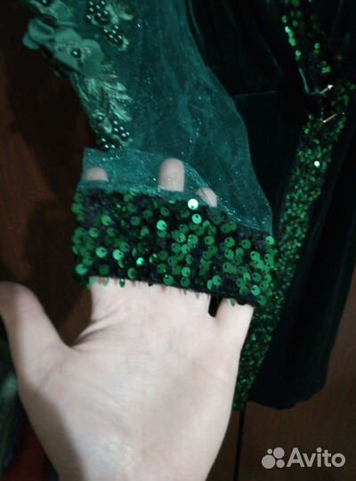 Вечернее платье