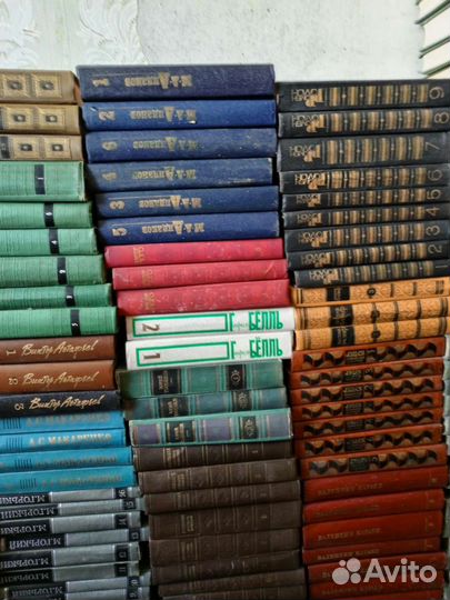Книги разных авторов. Самовывоз. Все сразу