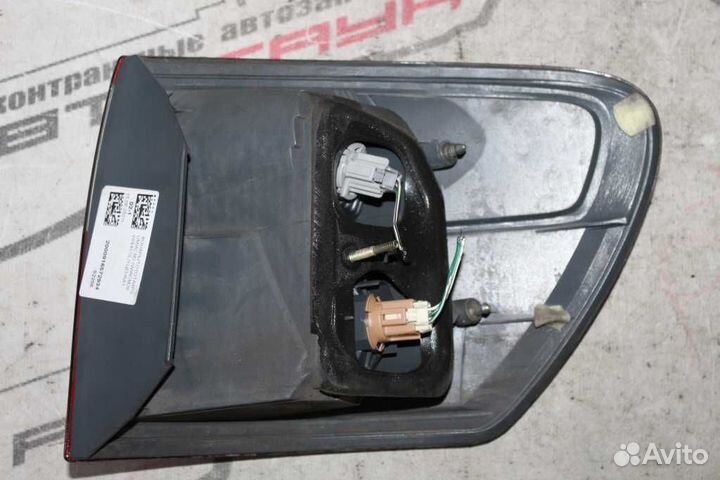 Фонарь toyota ipsum ACM21W ACM26W 4457 2 модель ле