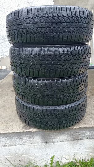 Triangle Snowlink TWT02 205/60 R16 96R