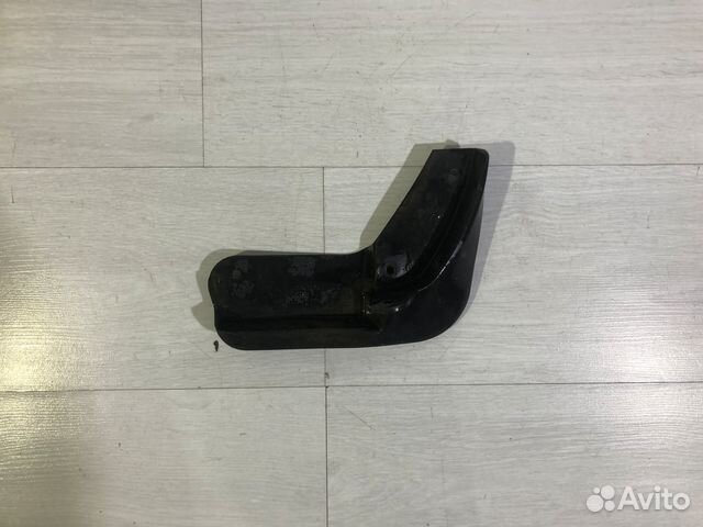 Брызговик передний правый LADA vesta 1.6 мт седан