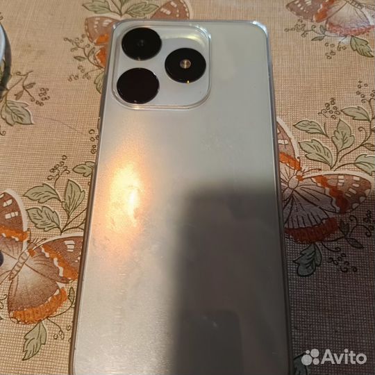 TECNO Spark 10, 8/128 ГБ