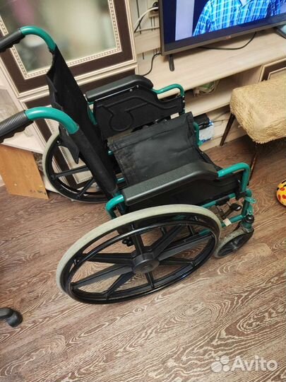Инвалидная коляска складная бу