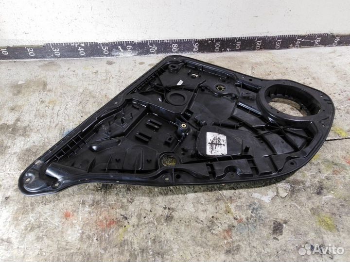 Стеклоподъемник электрический задний левый