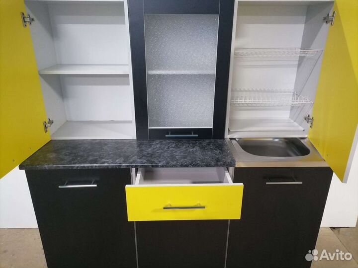 Кухонный гарнитур 150