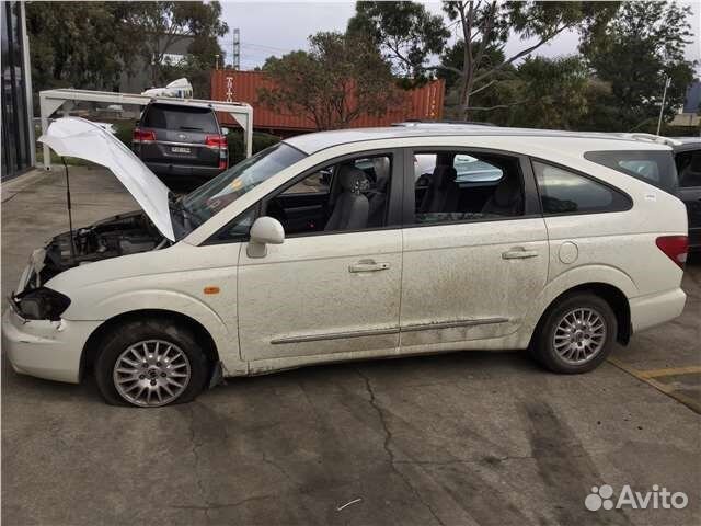 Разбор на запчасти SsangYong Rodius 2004-2013