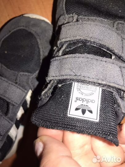 Кроссовки adidas