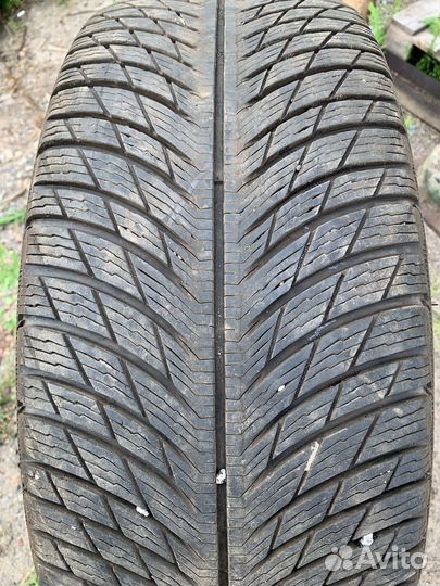 Michelin Pilot Alpin 5 235/55 R18