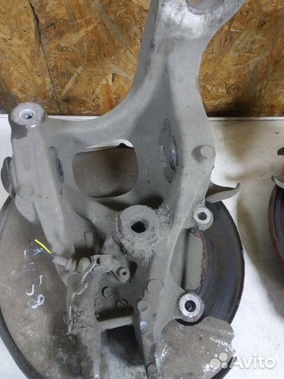 Кулак задний Audi A4 B8