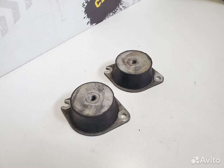 Опора двигателя аморт 600 800 BRP Ski-Doo Lynx