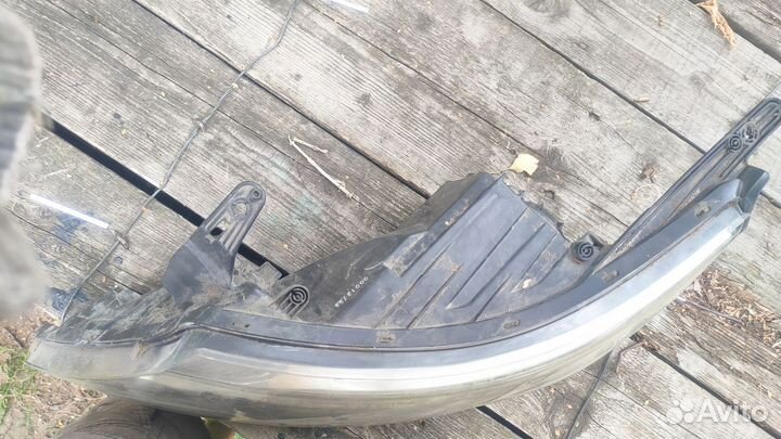 Фара kia rio 3