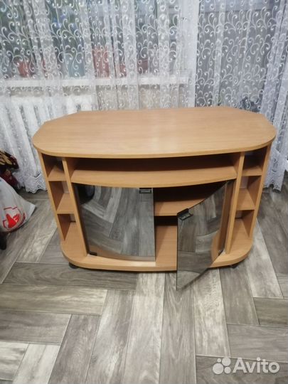 Тумба под телевизор