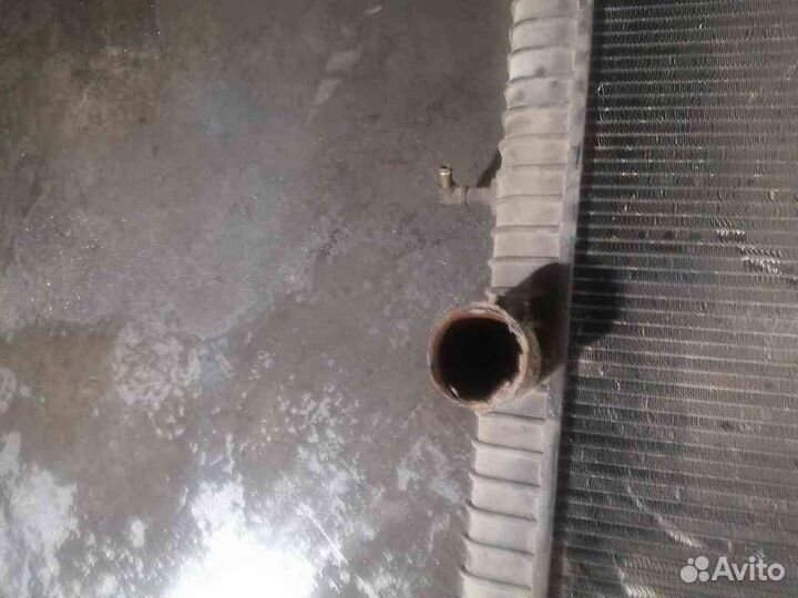 Радиатор основной International