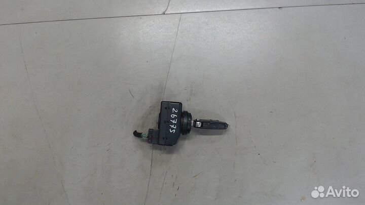 Замок зажигания Audi A8 (D3), 2003