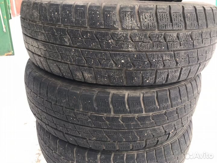 Goodyear Ice Navi Zea II 205/60 R16