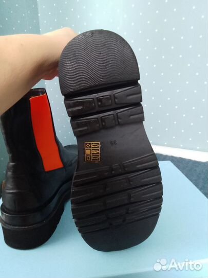 Полусапожки женские 39 размер