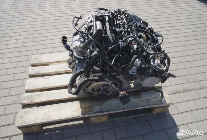 Двигатель Audi A4 8W 2.0 CYR cyrb