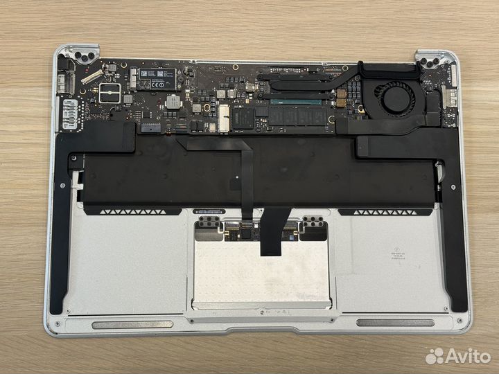 Запчасти MacBook Air 13 A1466 оригинал