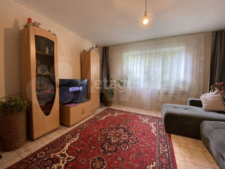 2-к. квартира, 54,3 м², 1/10 эт.