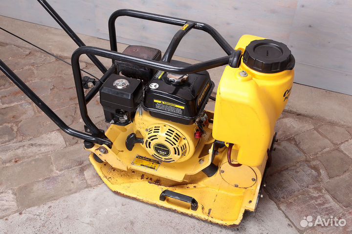 Виброплита champion PC1150FT Вес 104 кг