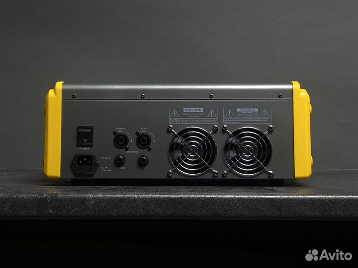 Активный микшерный пульт Yamaha PPM600D