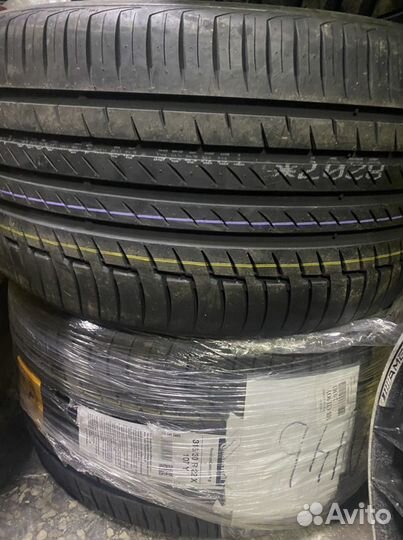 Continental ContiPremiumContact 6 275/35 R22
