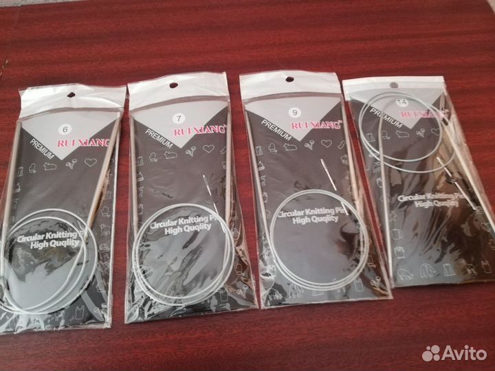 Вязальные спицы, крючки, булавки для снятия петель