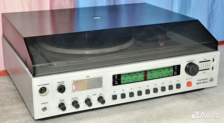 Проигрыватель пластинок Илга