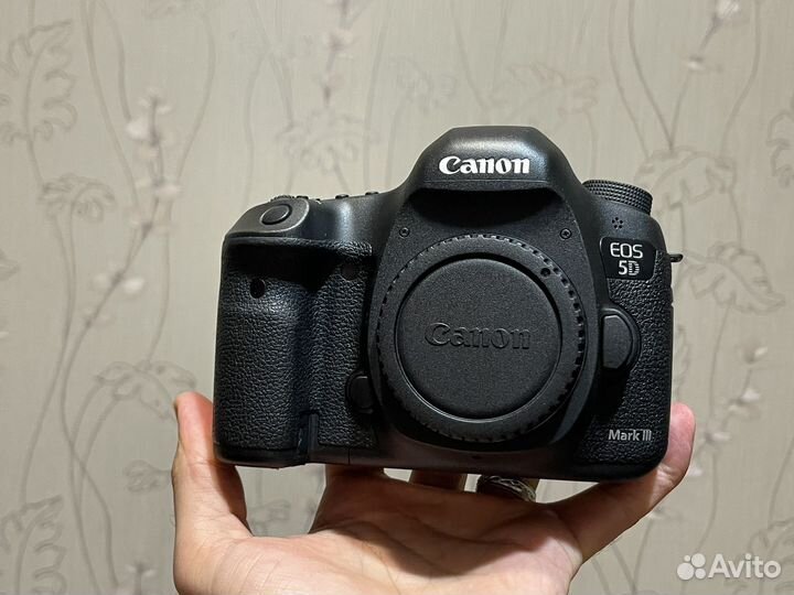 Canon 5D mark iii body