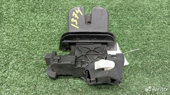 Замок багажника Audi Q7