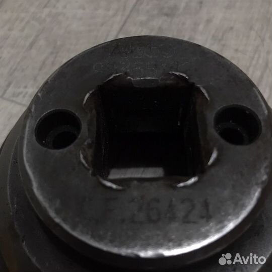 Головка (ключ ) ступичный Ивеко Еврокарго 99355182